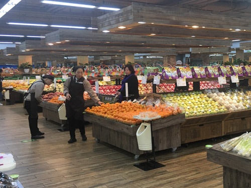 【日経ビジネス】日本式「おもてなし」でアリババに挑む中国企業